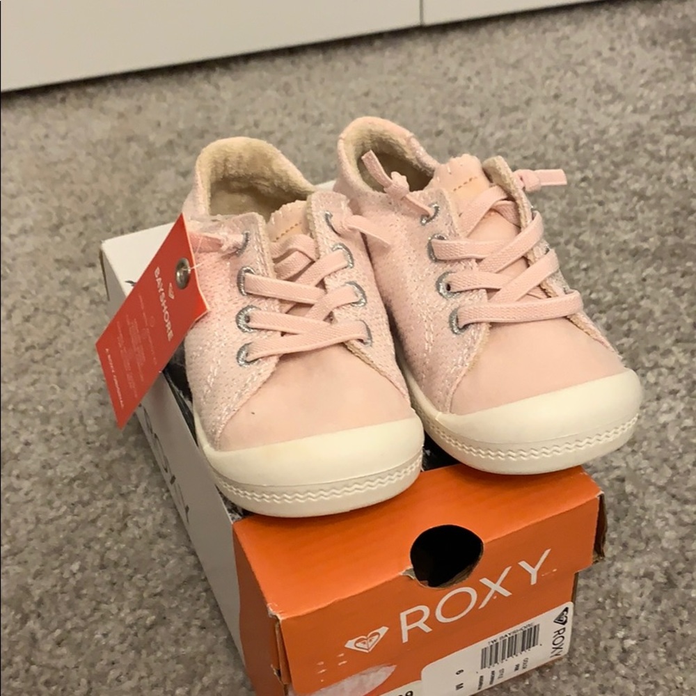 Roxy Bayshore sz 7 NWT Pink